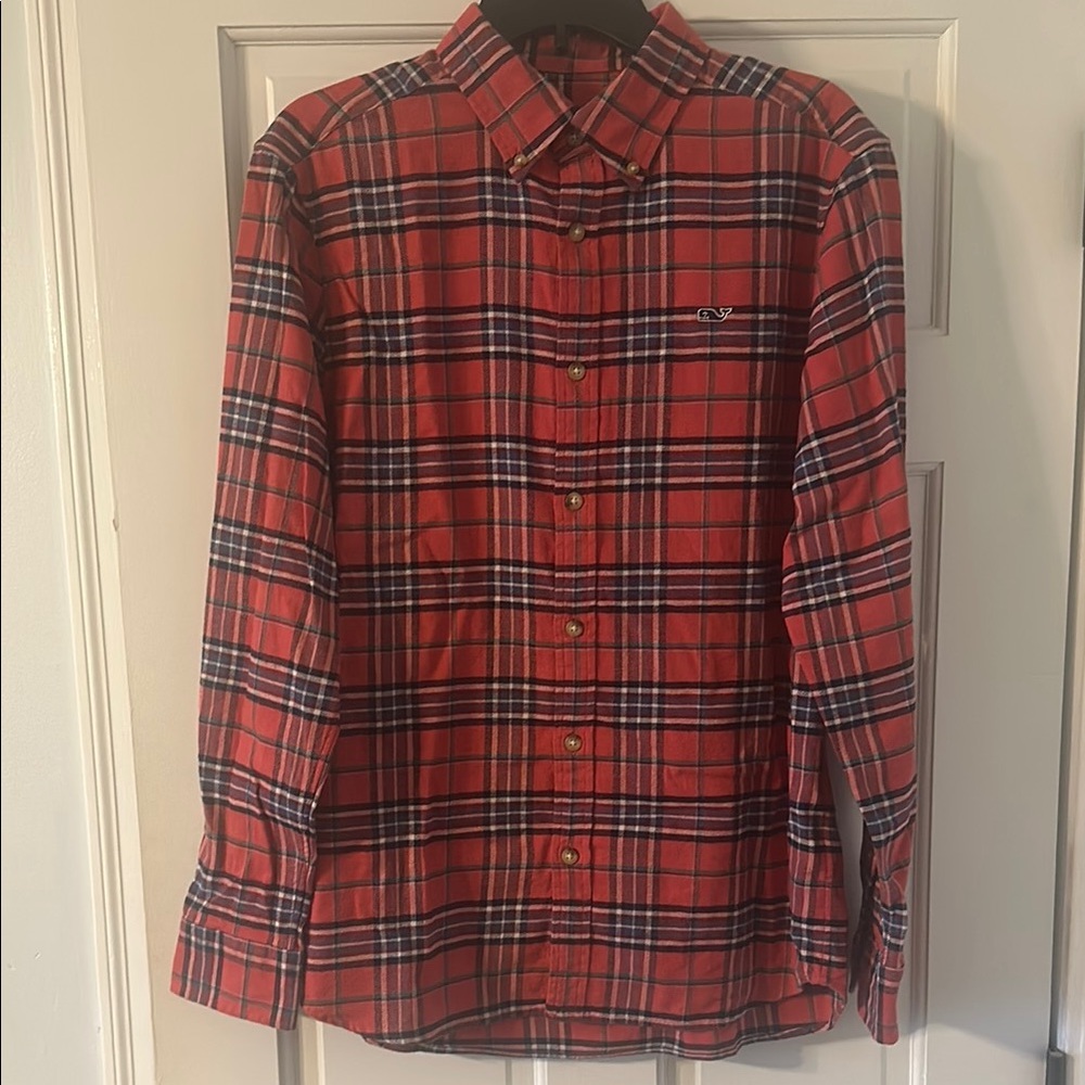 Vineyard Vines Blue and Pink Casual Button Down Shirt
